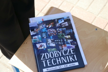 att.cvgawZ3CixSu-XVDp-yNN_AmJ4AXYaZTWHKvUxUSH7Y.jpeg