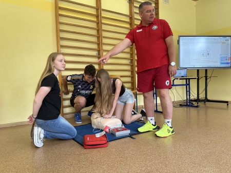 PIERWSZA POMOC PRZEDMEDYCZNA 